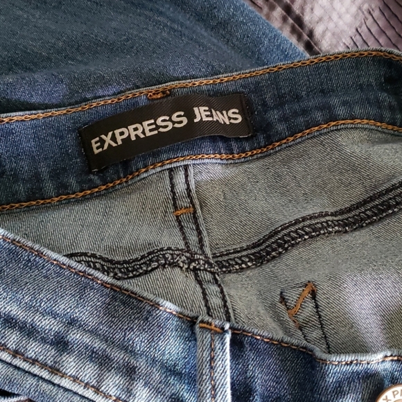 Jeans - Picture 2 of 4